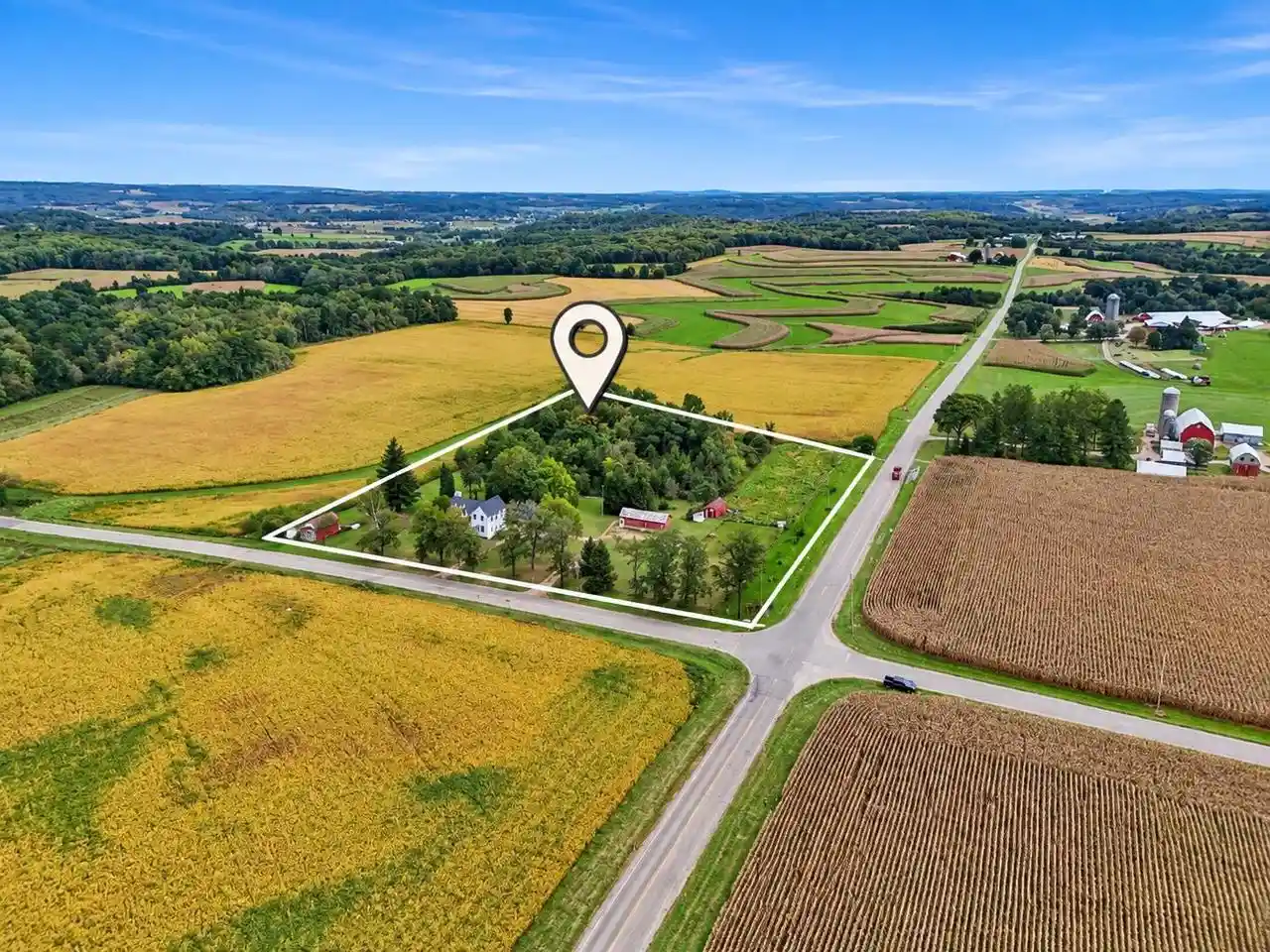 Photo 1 of Single family home for sale at E4915 Herritz Rd, Reedsburg, WI 53959 | MLS# 2033359 | Listing updated on 2026-09-30