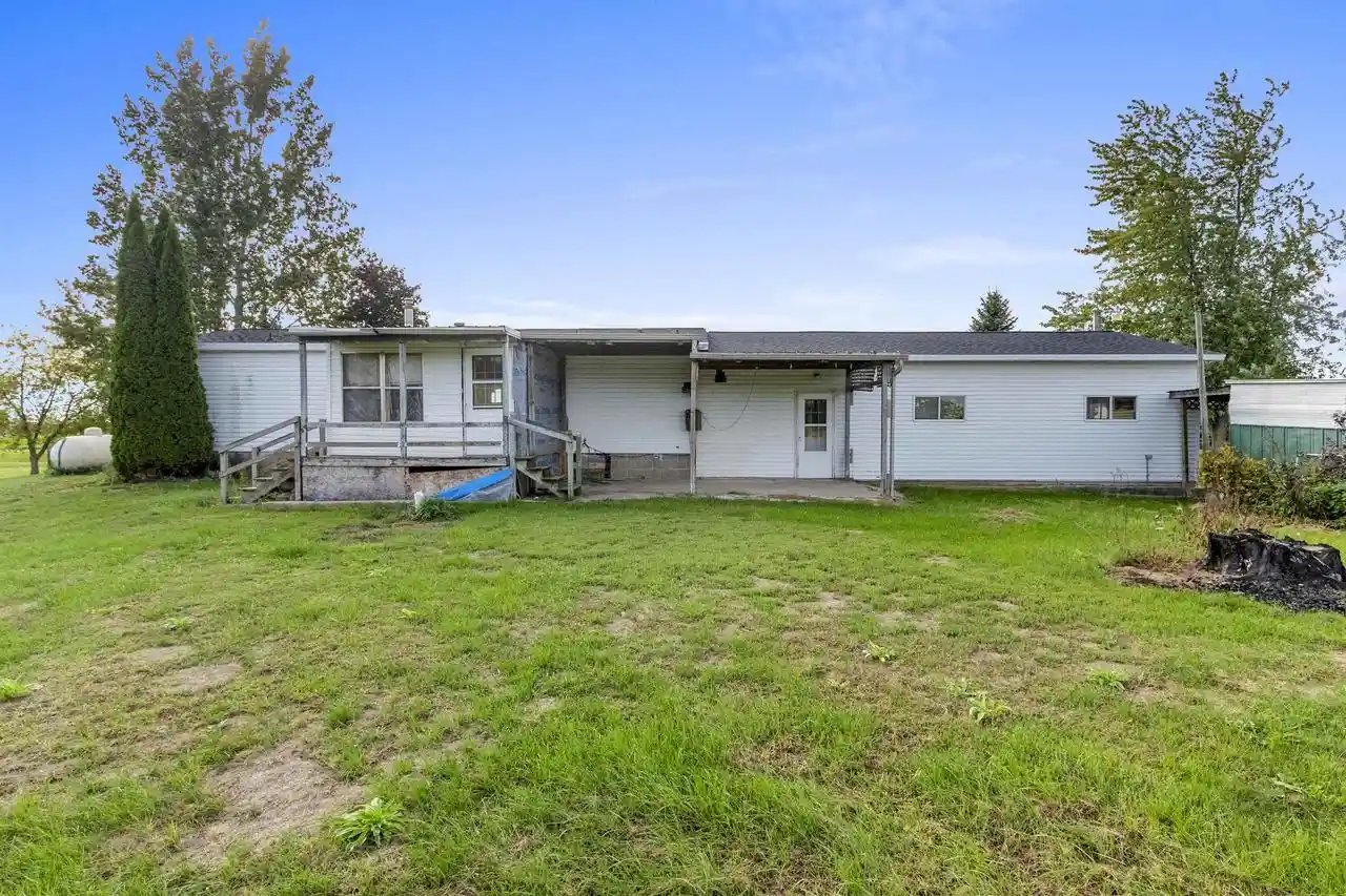 Photo 2 of Single family home for sale at N1038 Townline Rd, Lena, WI 54139 | MLS# 50333166 | Listing updated on 2026-09-24