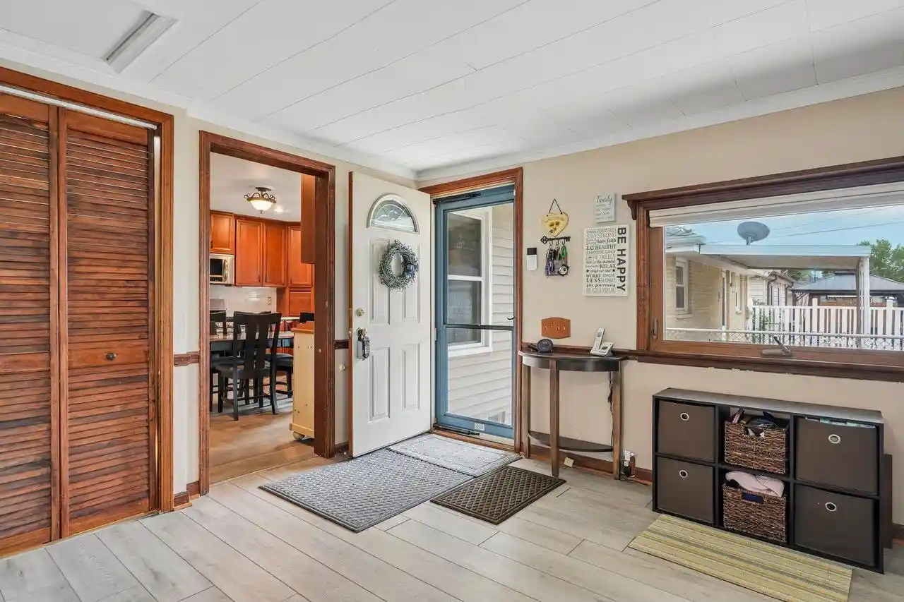 Photo 2 of Single family home for sale at 915 S 91st Street, Milwaukee, WI 53214 | MLS# 1981925 | Listing updated on 2026-09-28
