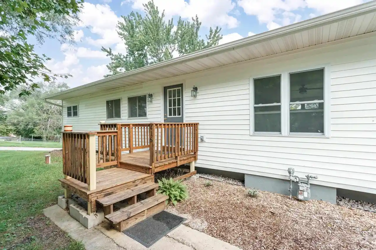 Photo 1 of Single family home for sale at 416 N Elm St, Endeavor, WI 53930 | MLS# 2033364 | Listing updated on 2026-10-08