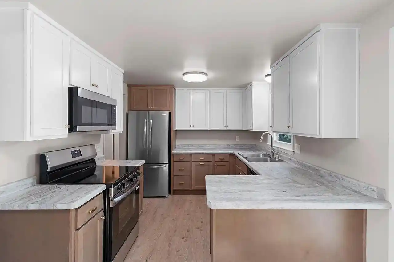 Photo 3 of Single family home for sale at 925 La Croix Ave, Green Bay, WI 54304 | MLS# 50333203 | Listing updated on 2026-09-24