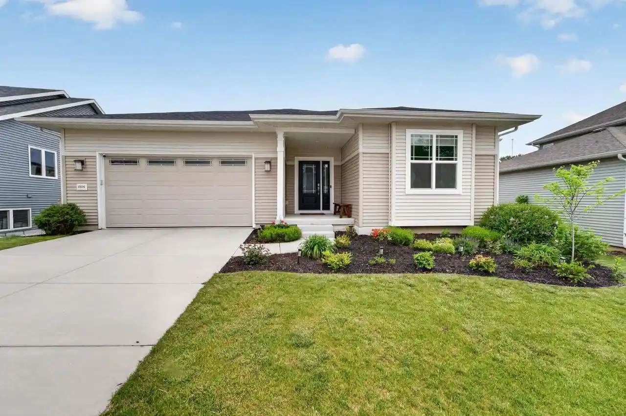 Photo 1 of Single family home for sale at 10106 Watts Rd, Verona, WI 53593 | MLS# 2033368 | Listing updated on 2026-09-30