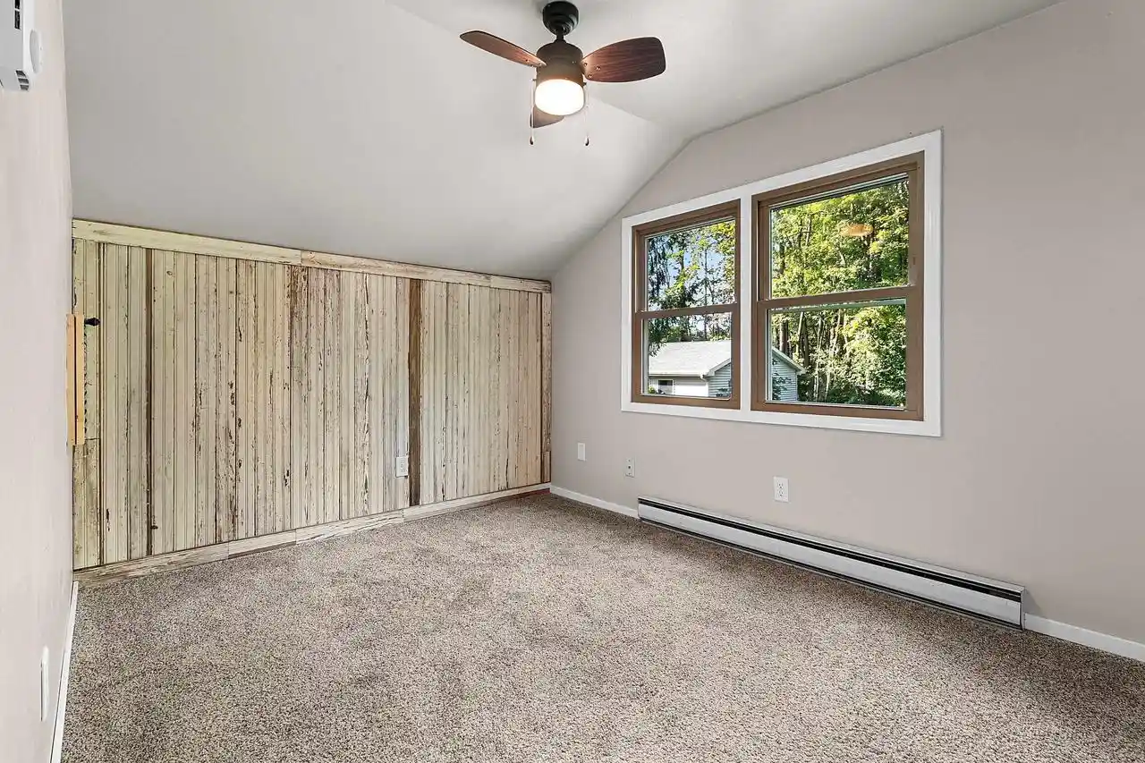 Photo 3 of Single family home for sale at 8592 Winncrest Rd, Neenah, WI 54956 | MLS# 50333207 | Listing updated on 2026-10-02