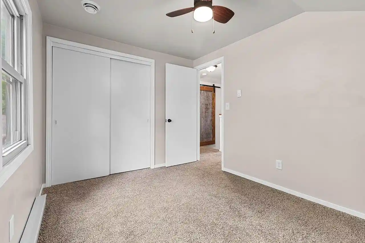 Photo 4 of Single family home for sale at 8592 Winncrest Rd, Neenah, WI 54956 | MLS# 50333207 | Listing updated on 2026-10-02