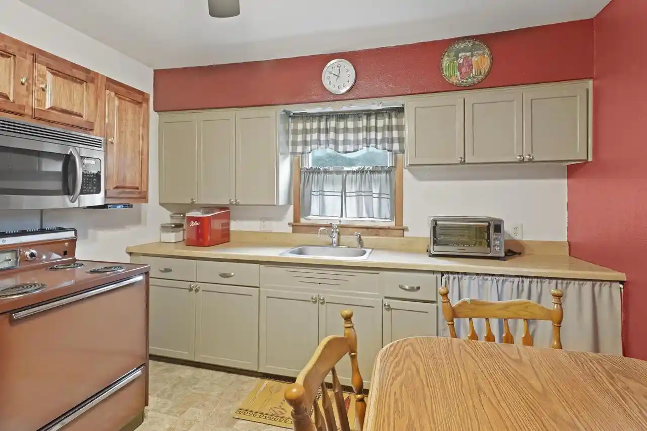 Photo 2 of Single family home for sale at 2735 Fox Grv Dr, Waterford, WI 53185 | MLS# 1981940 | Listing updated on 2026-10-01