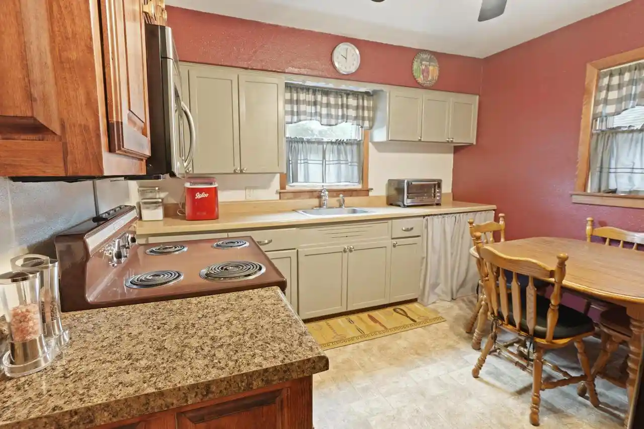 Photo 3 of Single family home for sale at 2735 Fox Grv Dr, Waterford, WI 53185 | MLS# 1981940 | Listing updated on 2026-10-01