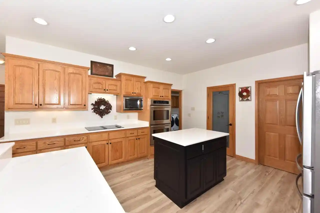 Photo 2 of Single family home for sale at 3006 Old Oak Rd, Hartford, WI 53027 | MLS# 1981943 | Listing updated on 2026-10-07