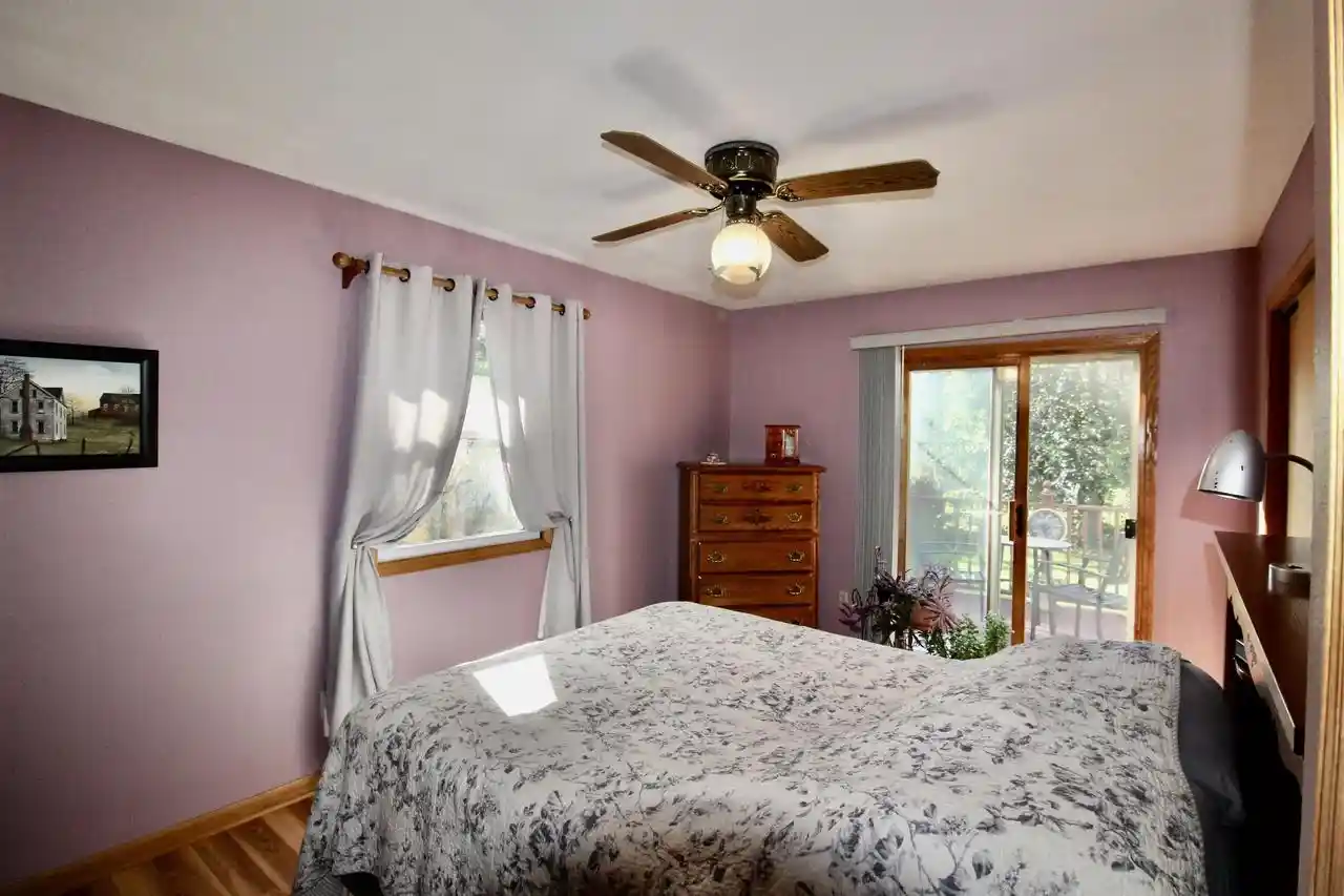 Photo 4 of Single family home for sale at 434 E Woodland Dr, Beloit, WI 53511 | MLS# 2033373 | Listing updated on 2026-09-27