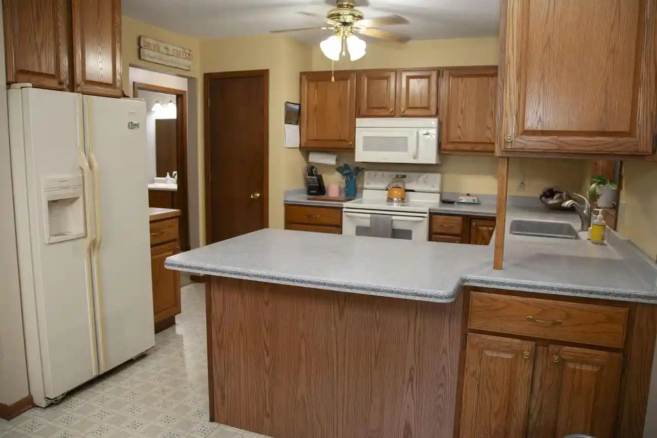 Photo 3 of Single family home for sale at 400 Oak Valley Rd, Mount Horeb, WI 53572 | MLS# 2033375 | Listing updated on 2026-10-07
