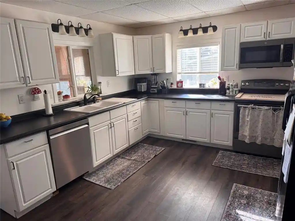 Photo 3 of Single family home for sale at 304 Wisconsin Ave, Cameron, WI 54822 | MLS# 1605428 | Listing updated on 2026-09-25