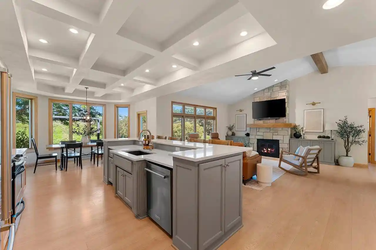 Photo 2 of Single family home for sale at W2562 Fontana Way, Appleton, WI 54915 | MLS# 50333213 | Listing updated on 2026-09-26