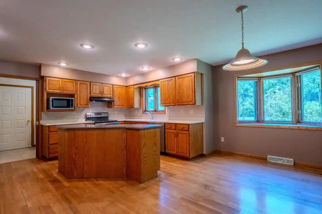 Photo 3 of Single family home for sale at 225271 Camellia St, Wausau, WI 54401 | MLS# 22604755 | Listing updated on 2026-09-29