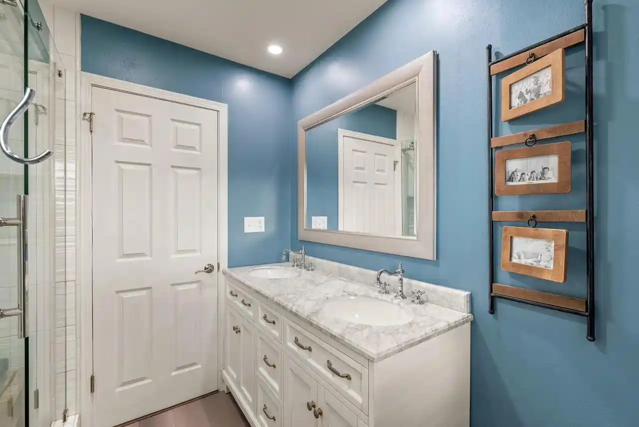 Photo 3 of Single family home for sale at 2844 S 67th Street, Milwaukee, WI 53219 | MLS# 1981958 | Listing updated on 2026-10-24