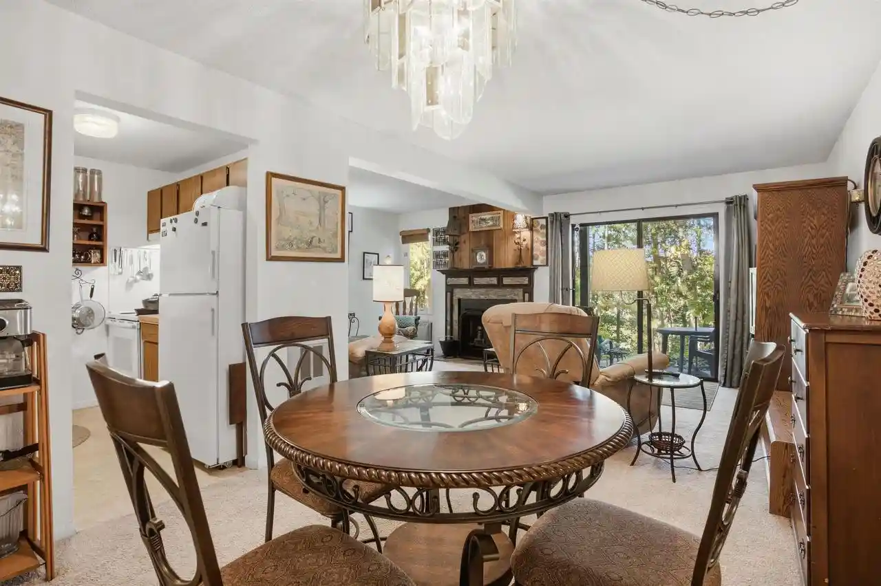 Listing Photo 4 - Condo for sale in building located at 5 Juniper Trl, Wisconsin Dells, WI 53965 - Unit #5