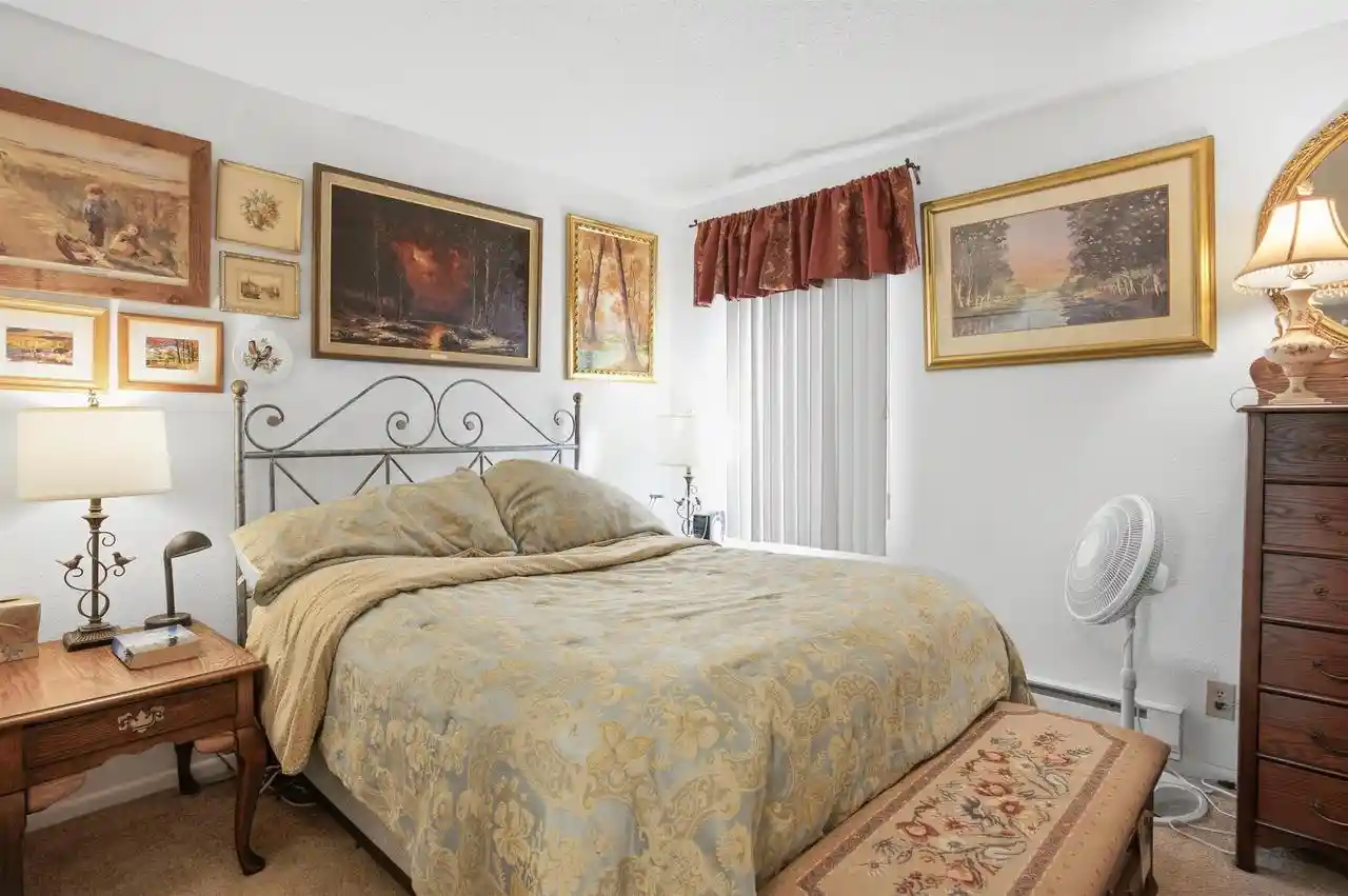 Listing Photo 5 - Condo for sale in building located at 5 Juniper Trl, Wisconsin Dells, WI 53965 - Unit #5