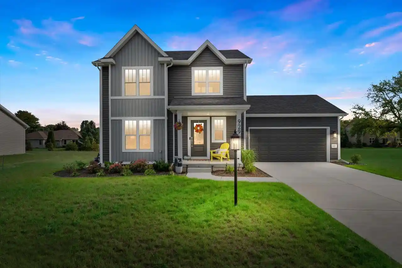 Single family home for sale at 929 5 Mile Rd, Caledonia, WI 53402 | MLS# 1981960