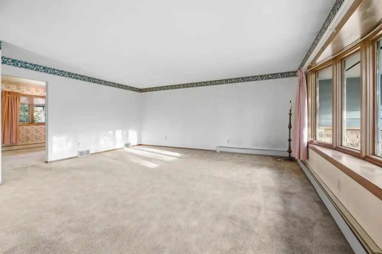 Photo 2 of Sale Pending at 710 Krueger Ct, Onalaska, WI 54650 | MLS# 1981967 | Listing updated on 2026-10-09