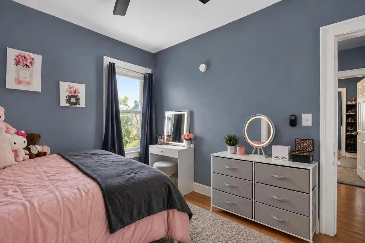 Photo 3 of Single family home for sale at 5929 N 37th Street, Milwaukee, WI 53209 | MLS# 1981970 | Listing updated on 2026-09-24