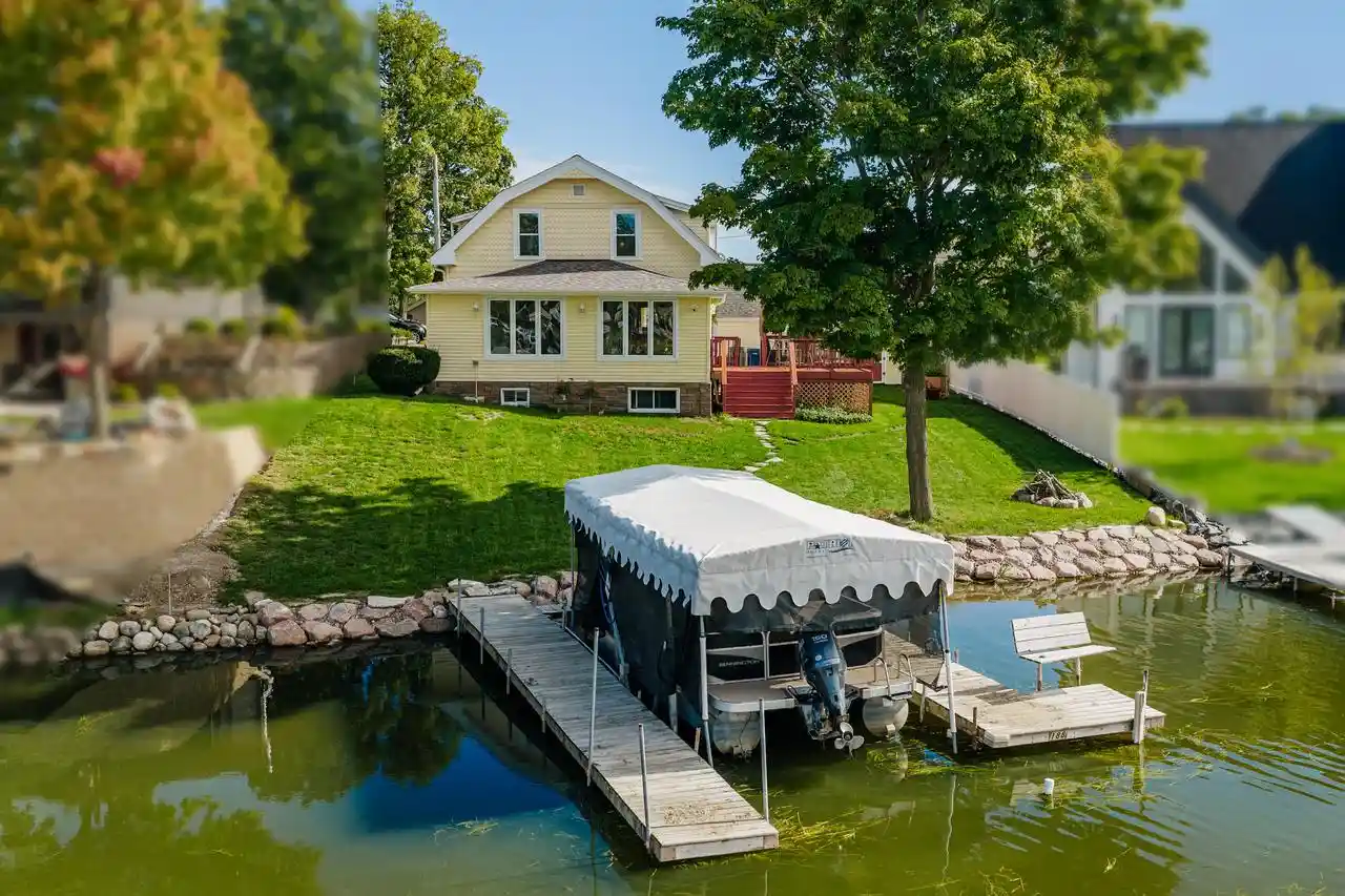 Single family home for sale at W186s7577 Kingston Dr, Muskego, WI 53150 | MLS# 1981973