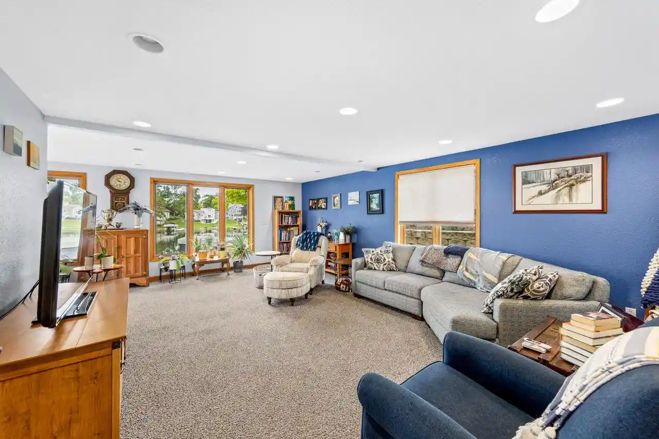 Photo 3 of Single family home for sale at W186s7577 Kingston Dr, Muskego, WI 53150 | MLS# 1981973 | Listing updated on 2026-10-07
