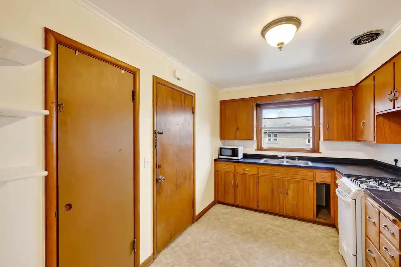 Photo 3 of Multi family home for sale at 914 High St, Madison, WI 53715 | MLS# 2033386 | Listing updated on 2026-09-28