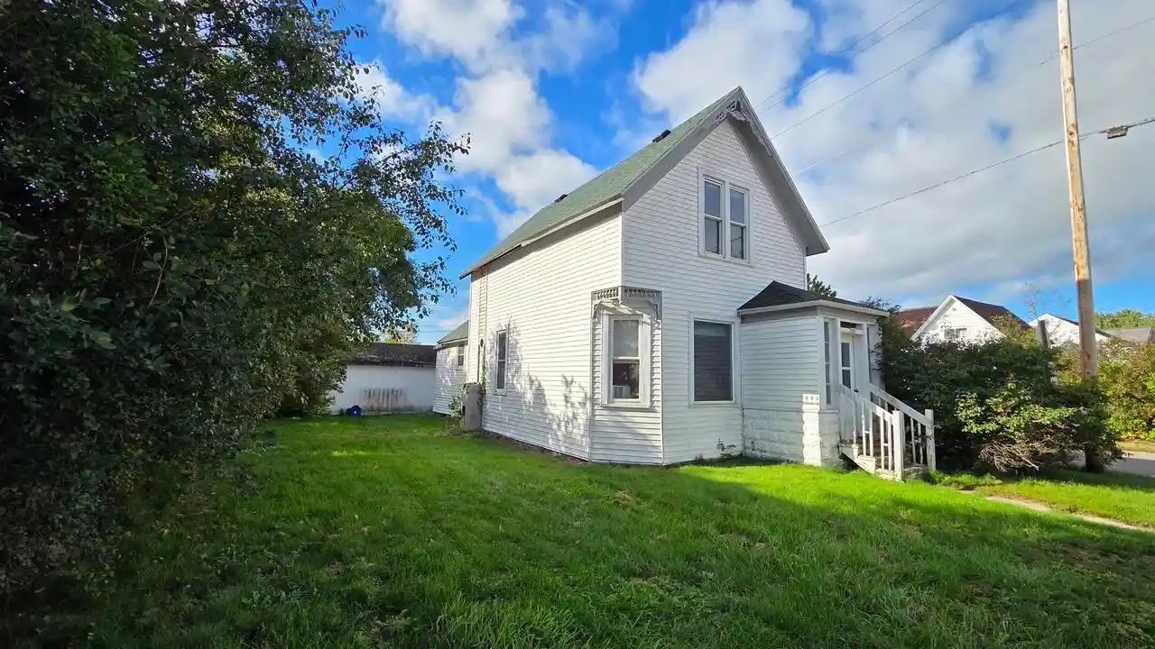 Photo 1 of Single family home for sale at 301 E 1st Street, Merrill, WI 54452 | MLS# 22604761 | Listing updated on 2026-09-24