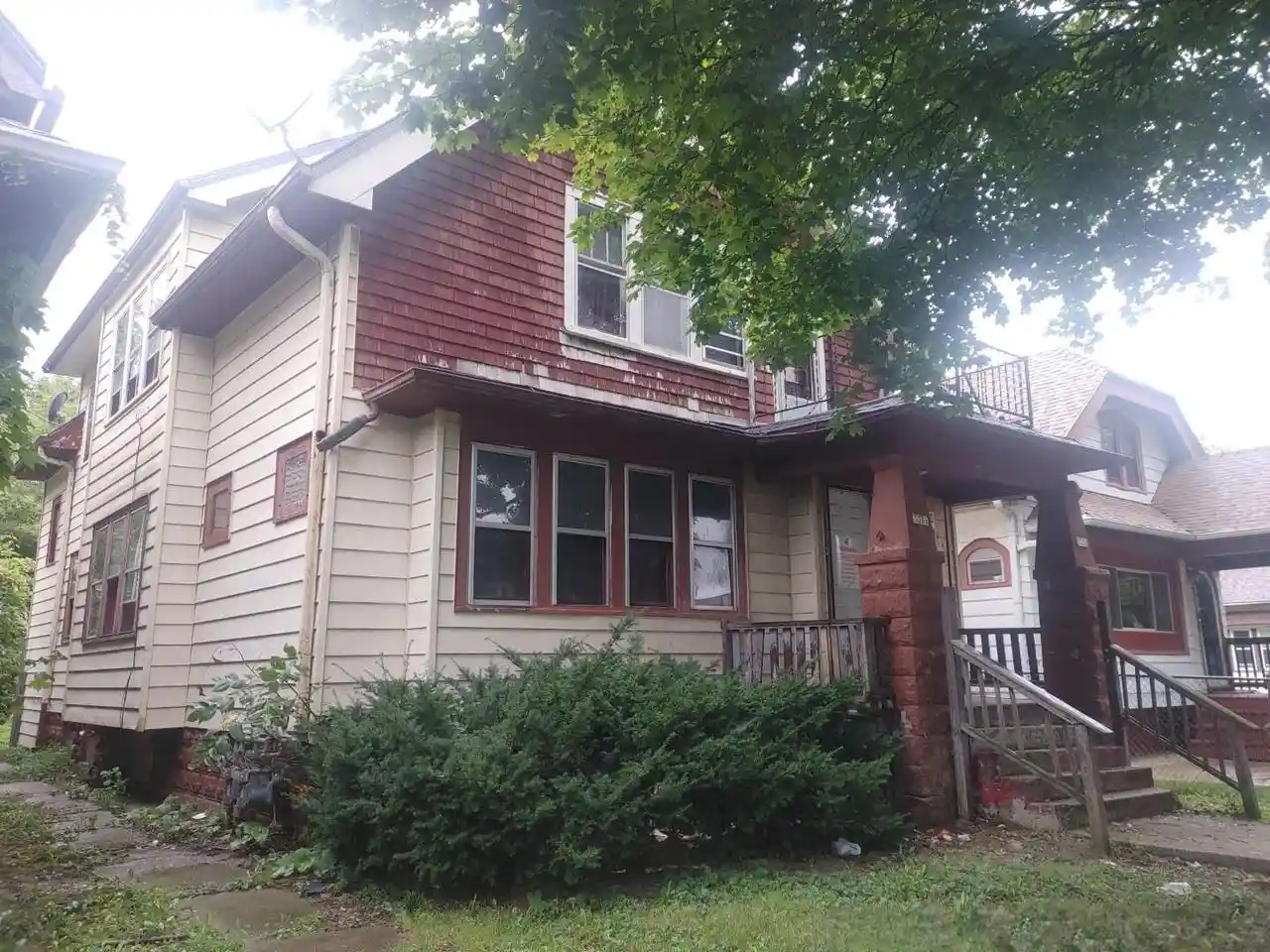 Photo 1 of Multi family home for sale at 3331 N 17th Street #3333, Milwaukee, WI 53206 | MLS# 1981981 | Listing updated on 2026-09-24