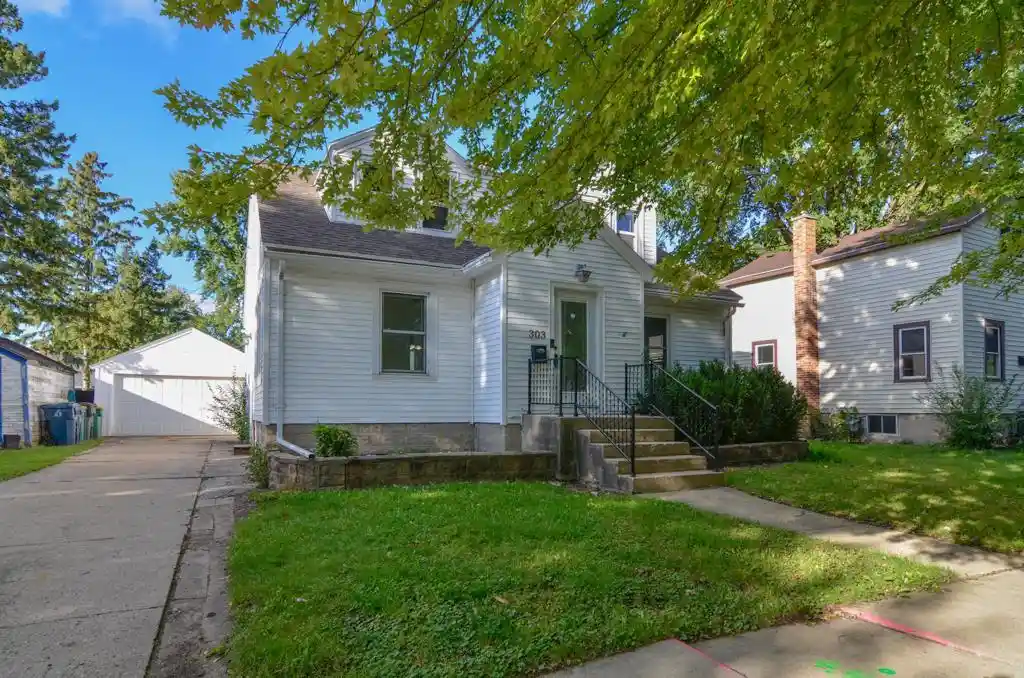 Photo 1 of Single family home for sale at 303 E 10th Street, Fond Du Lac, WI 54935 | MLS# 50333230 | Listing updated on 2026-09-27
