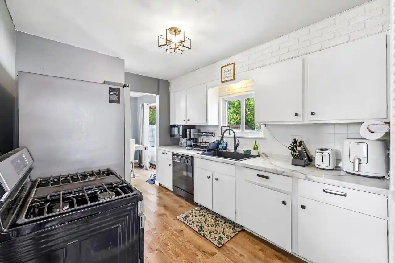 Photo 4 of Single family home for sale at 8504 Westbrook Dr, Sturtevant, WI 53177 | MLS# 1981992 | Listing updated on 2026-09-25