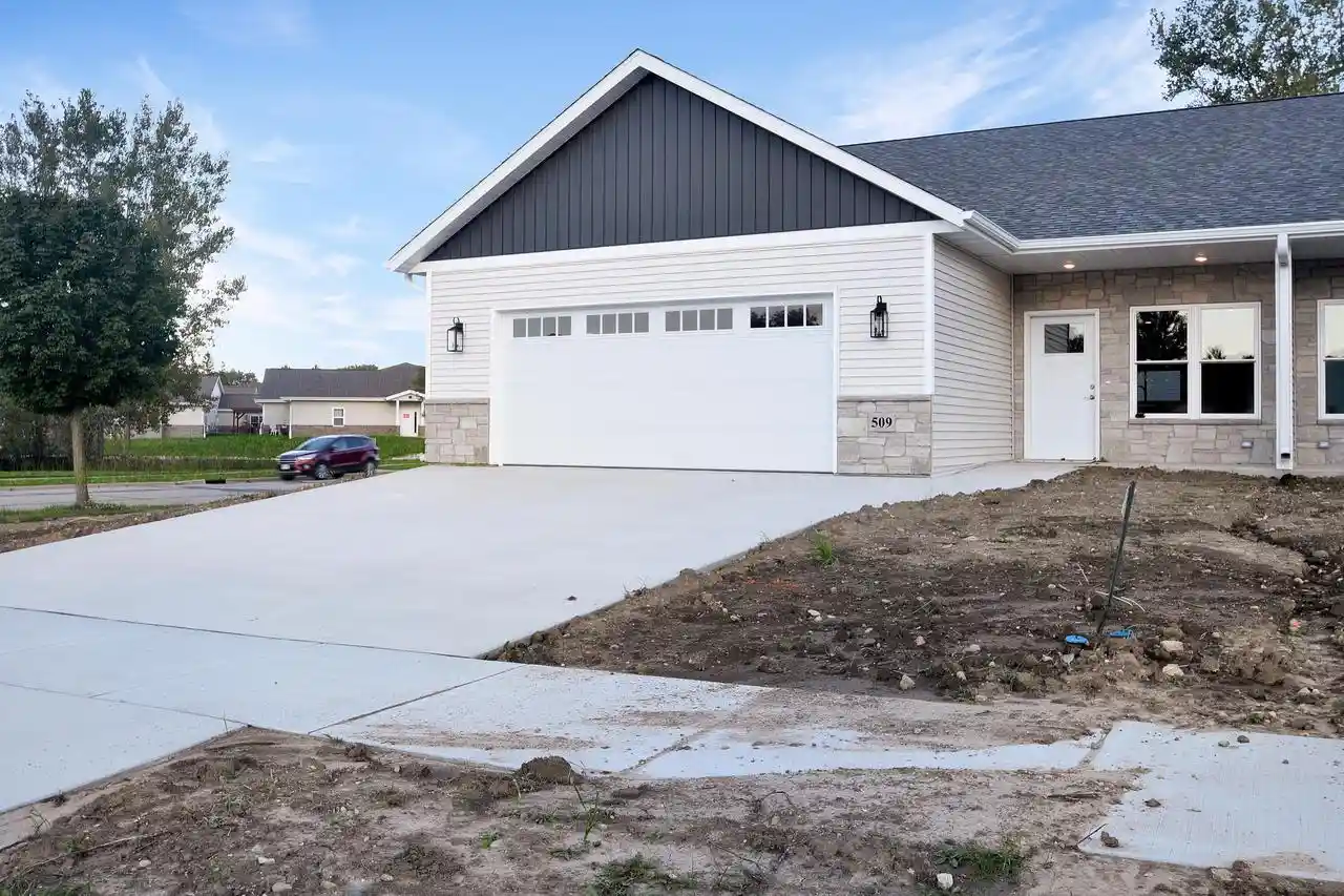 Photo 1 of Condo for sale at 509 Emerald Pt Point #16, Kewaskum, WI 53040 | MLS# 1981995 | Listing updated on 2026-10-02