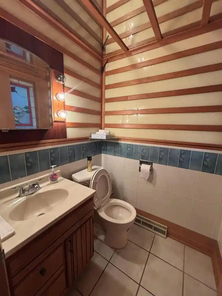 Photo 3 of Single family home for sale at 1701 W Donges Bay Rd, Mequon, WI 53092 | MLS# 1982004 | Listing updated on 2026-10-02