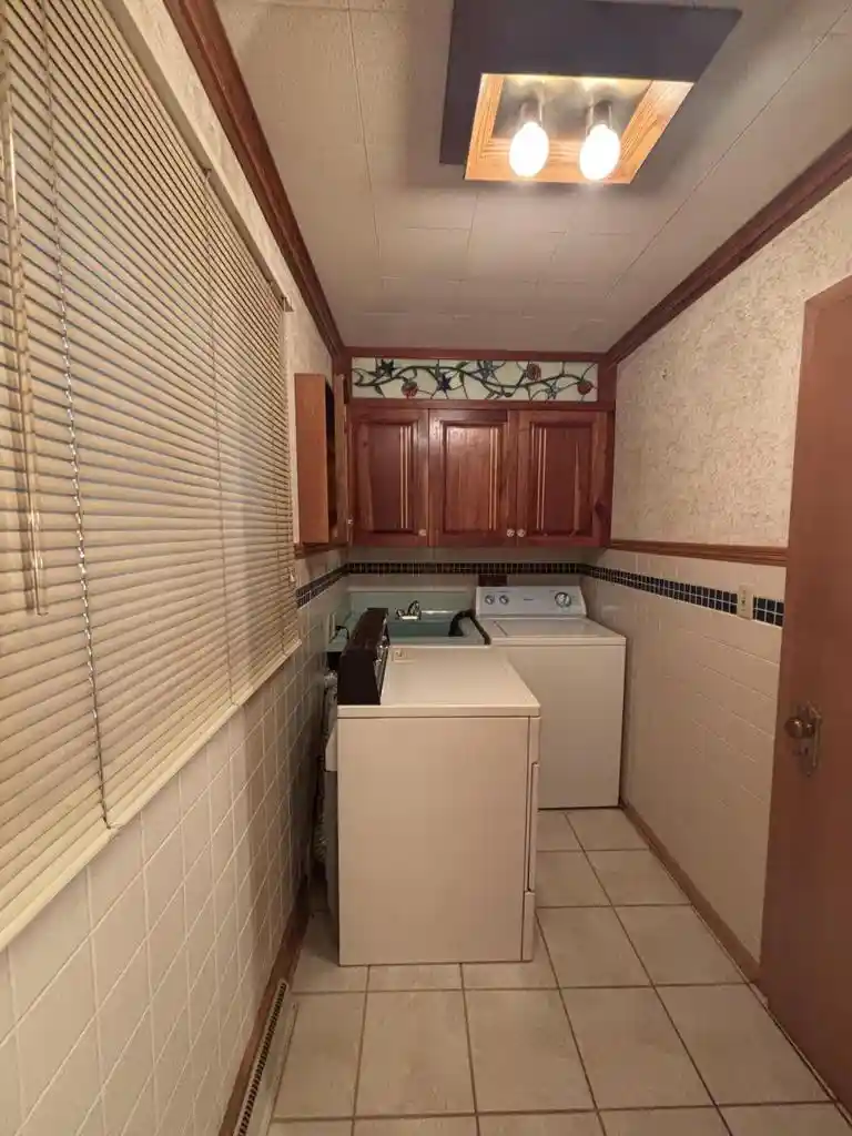 Photo 4 of Single family home for sale at 1701 W Donges Bay Rd, Mequon, WI 53092 | MLS# 1982004 | Listing updated on 2026-10-02