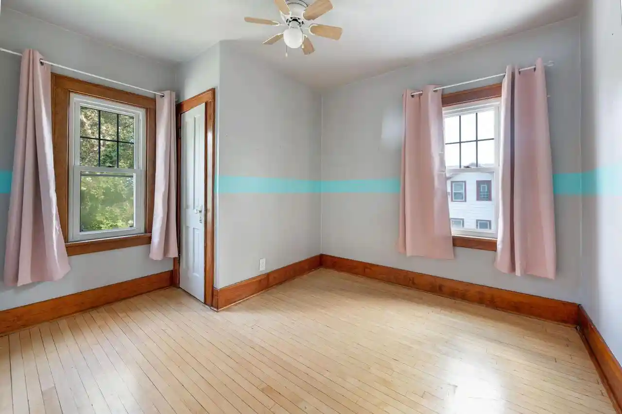 Photo 3 of Single family home for sale at 8425 W Mitchell St, Milwaukee, WI 53214 | MLS# 1982008 | Listing updated on 2026-10-02