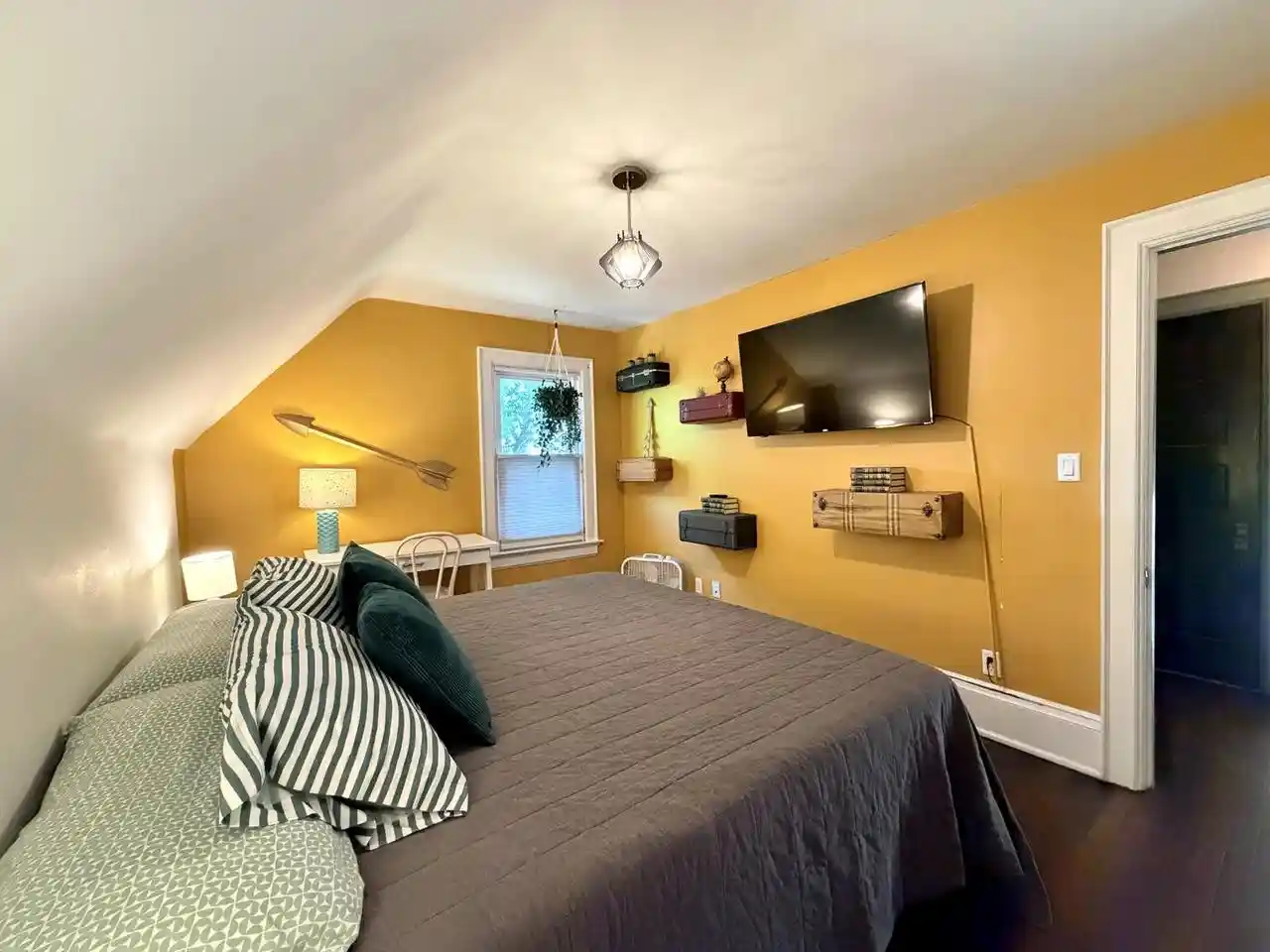 Photo 4 of Single family home for sale at 2819 S Clement Ave, Milwaukee, WI 53207 | MLS# 1982017 | Listing updated on 2026-10-03