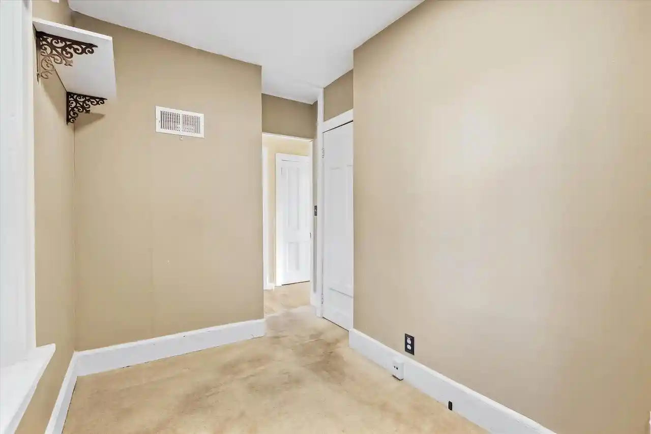 Photo 3 of Single family home for sale at 316 S Garfield Ave, Port Washington, WI 53074 | MLS# 1982020 | Listing updated on 2026-09-24