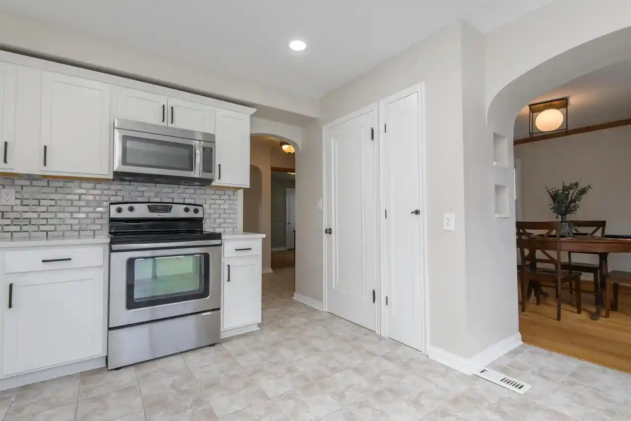Photo 4 of Single family home for sale at 2924 N 75th Street, Milwaukee, WI 53210 | MLS# 1982023 | Listing updated on 2026-09-27