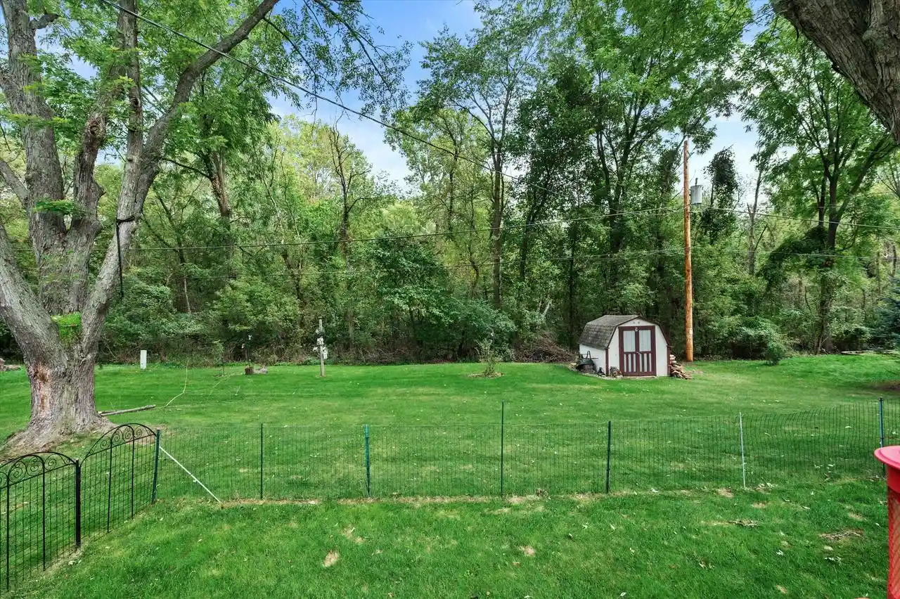 Photo 1 of Single family home for sale at 5400 S 121st Street, Hales Corners, WI 53130 | MLS# 1982024 | Listing updated on 2026-10-06