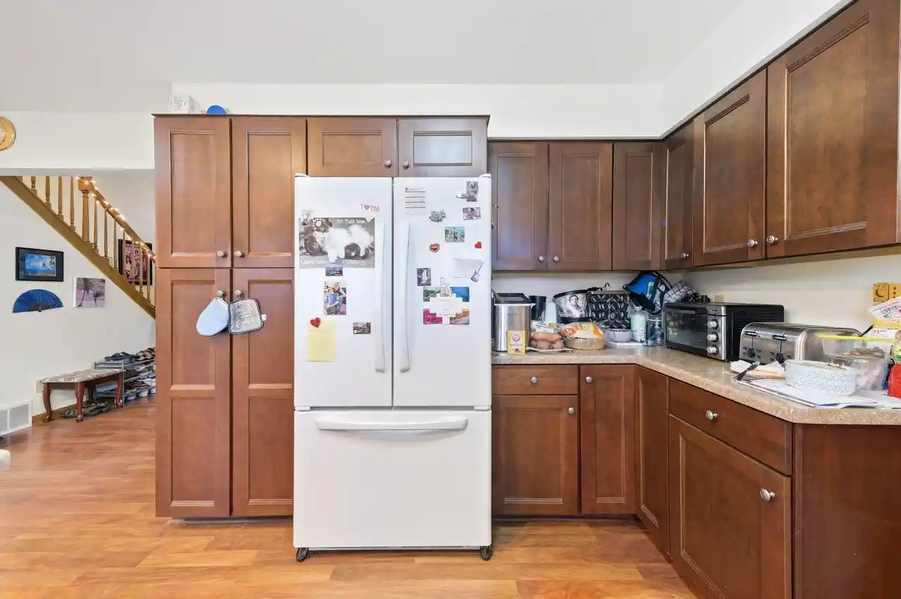 Photo 3 of Single family home for sale at 9018 Morgan Ct, Caledonia, WI 53126 | MLS# 1982030 | Listing updated on 2026-10-26