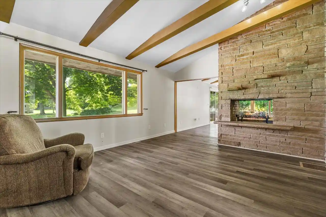 Photo 2 of Sale Pending at 607 W Decorah Rd, West Bend, WI 53095 | MLS# 1982033 | Listing updated on 2026-09-29