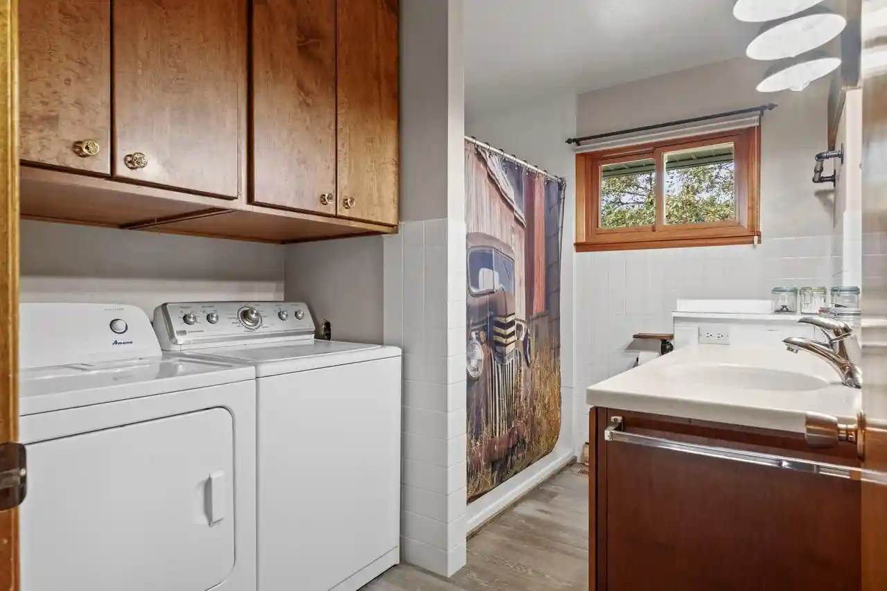 Photo 4 of Single family home for sale at 1218 Jefferson Ave, Sparta, WI 54656 | MLS# 1982039 | Listing updated on 2026-09-25