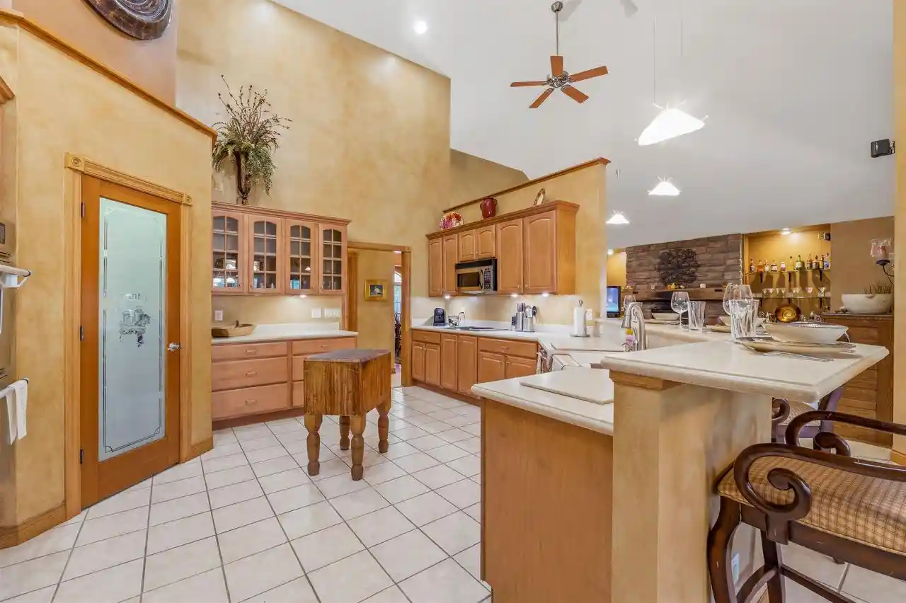 Photo 4 of Single family home for sale at N8026 Oak Ridge Dr, Beaver Dam, WI 53916 | MLS# 2033426 | Listing updated on 2026-10-13