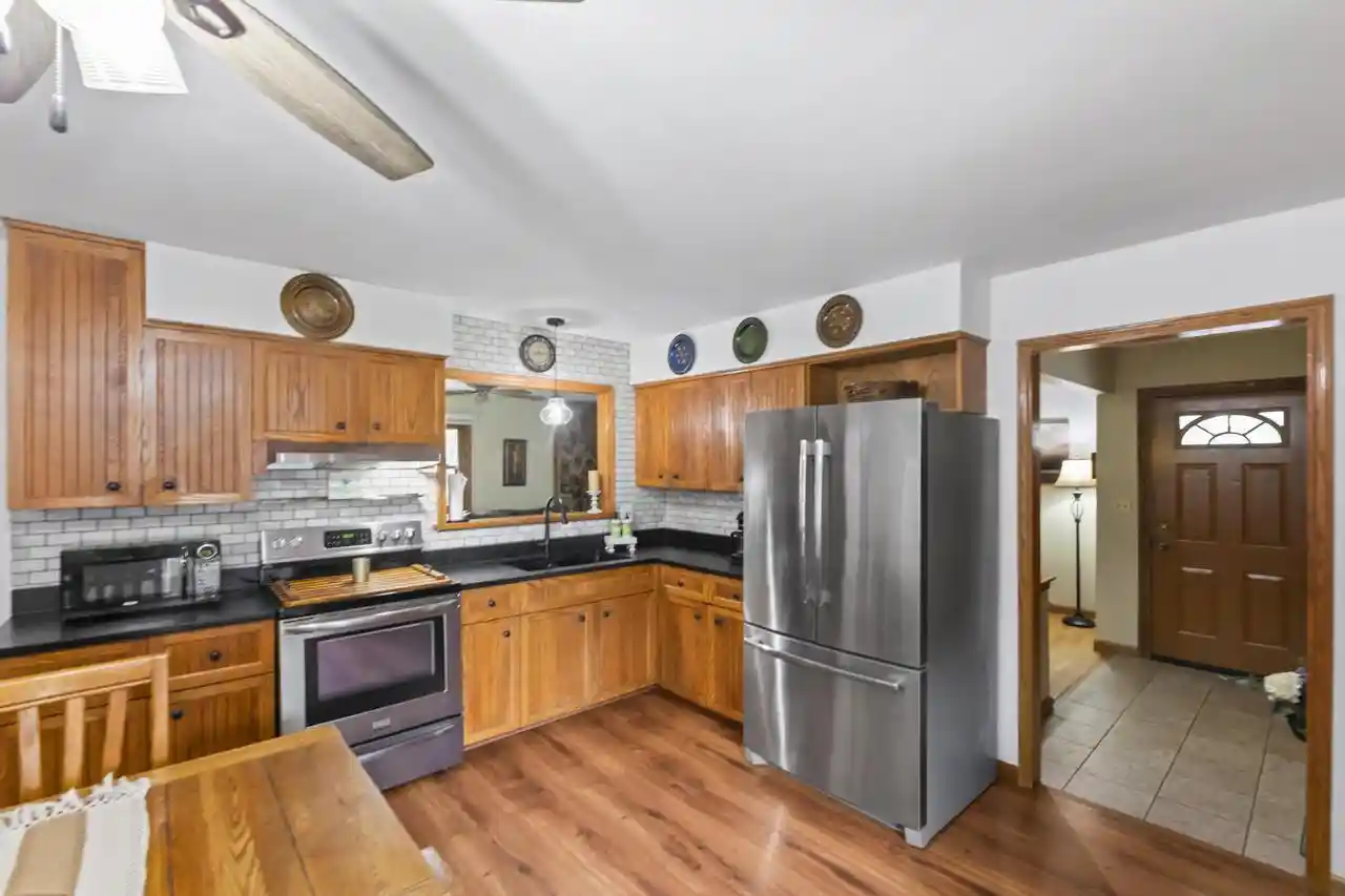 Photo 4 of Single family home for sale at 36707 Prairie Dr, Oconomowoc, WI 53066 | MLS# 1982046 | Listing updated on 2026-09-25