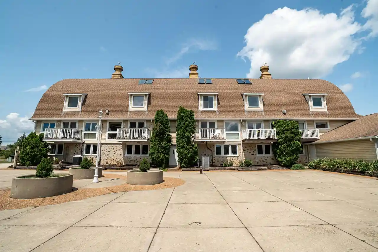 Condo for sale at 28641 N Lake Dr #3C, Waterford, WI 53185 | MLS# 1982063