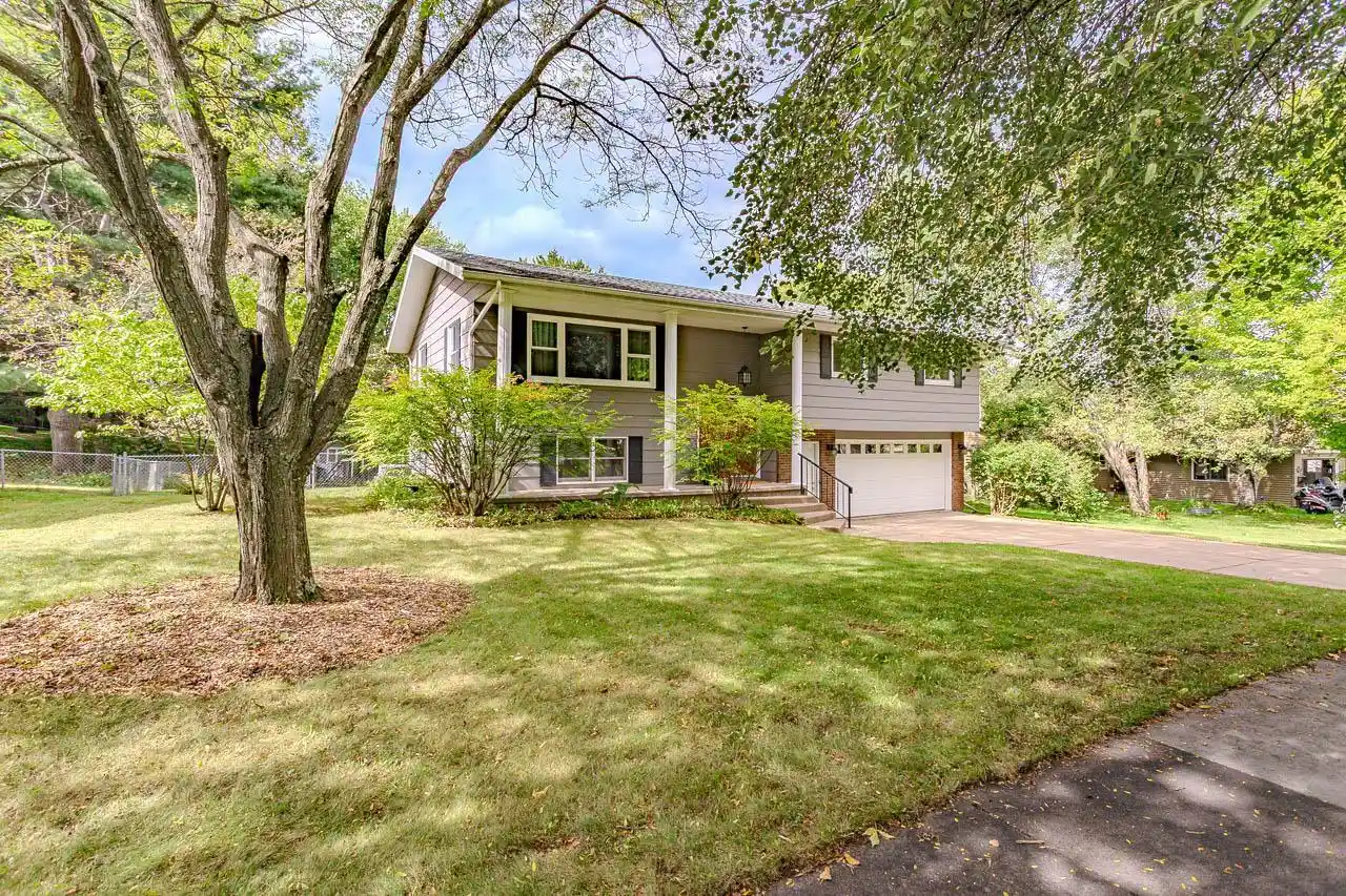 Photo 1 of Single family home for sale at 4122 Briarwood Ave, Wausau, WI 54403 | MLS# 22604769 | Listing updated on 2026-09-29