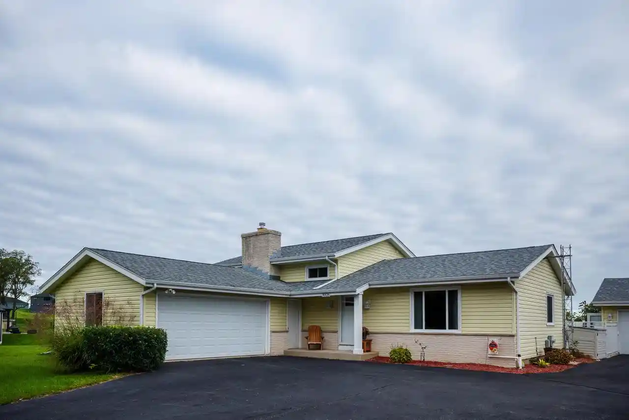 Photo 1 of Single family home for sale at 30126 Ketterhagen Rd, Burlington, WI 53105 | MLS# 1982067 | Listing updated on 2026-10-02