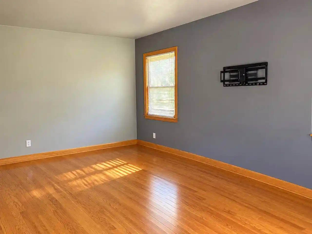 Photo 2 of Single family home for sale at 4558 N 68th Street, Milwaukee, WI 53218 | MLS# 1982072 | Listing updated on 2026-10-07