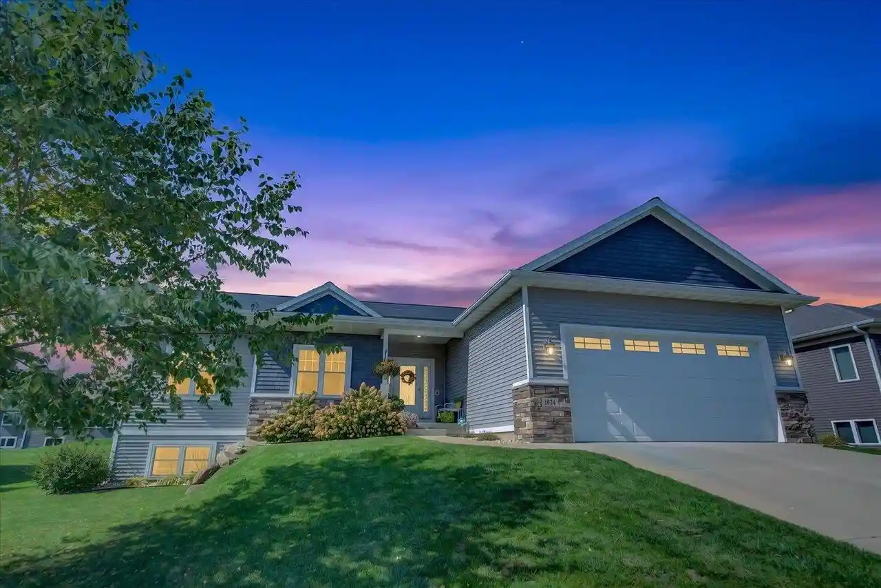 Photo 1 of Single family home for sale at 1024 Peterson Dr, Stoughton, WI 53589 | MLS# 2033438 | Listing updated on 2026-10-22