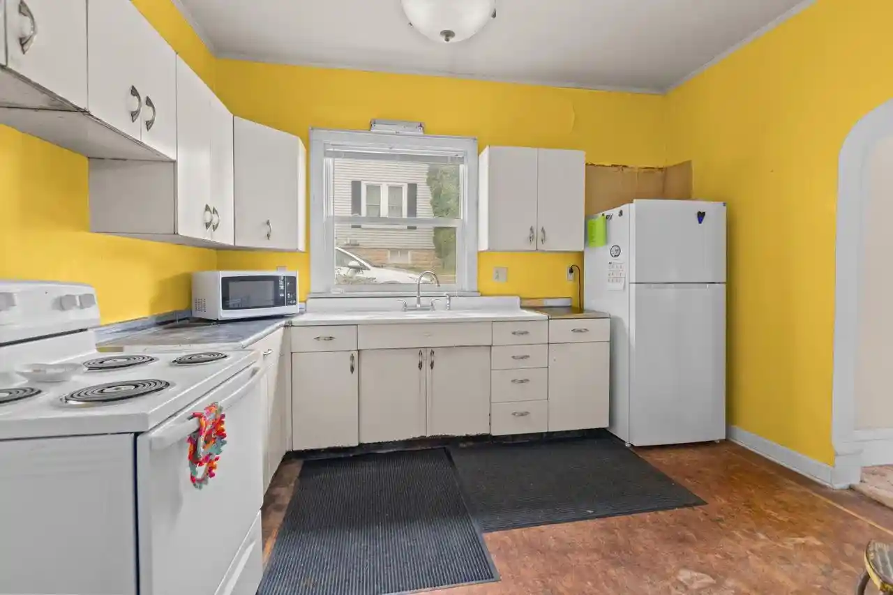 Photo 3 of Single family home for sale at 13 E Catherine St, Markesan, WI 53946 | MLS# 2033444 | Listing updated on 2026-09-25