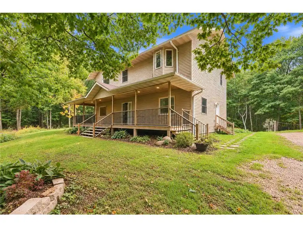 Photo 1 of Single family home for sale at 2971 State Rd 64, Glenwood City, WI 54013 | MLS# 7148329 | Listing updated on 2026-09-29