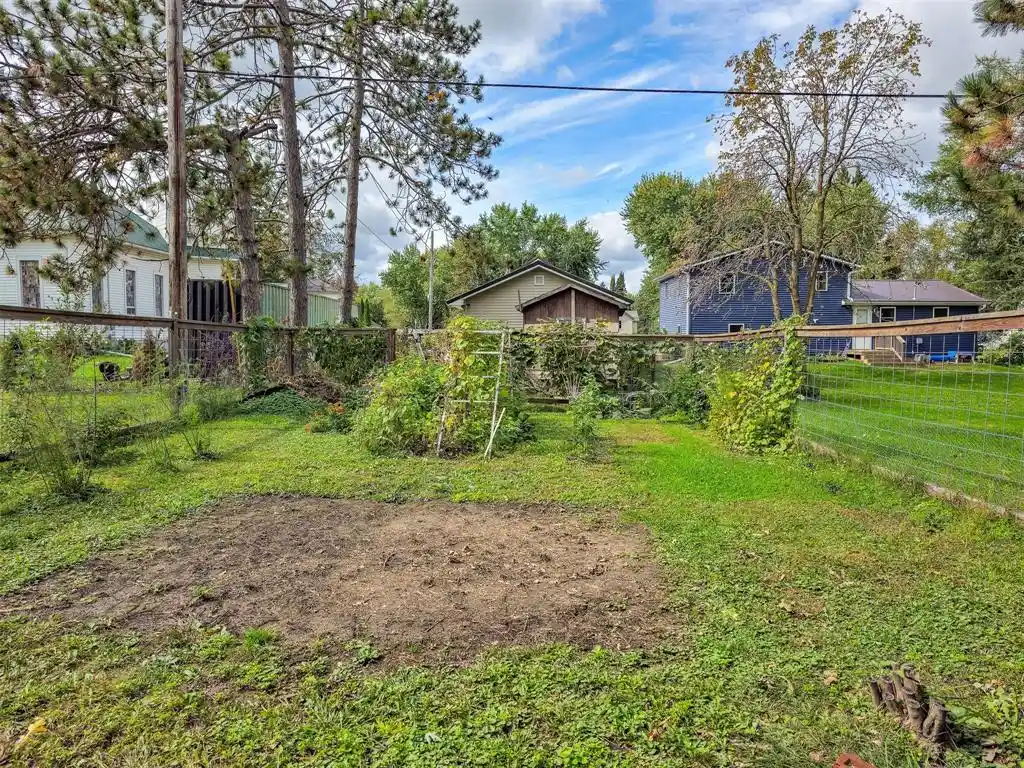 Photo 2 of Single family home for sale at 324 S Main St, Granton, WI 54436 | MLS# 1605391 | Listing updated on 2026-09-25